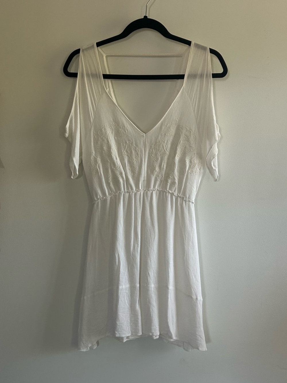 Zara Trafaluc White Embroidered V-Neck Mini Dress Small